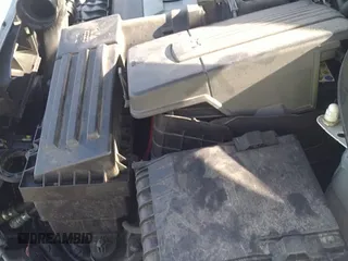 2017 Volkswagen Tiguan Wolfsburg Edition z VIN WVGRV7AXXHW509109, wystawiony jako IAAI lot #42477386 z przebiegiem 77 645 mil mil oraz . Historia ofert i sprzedaży dostępna na DreamBid. Obrazek 22.