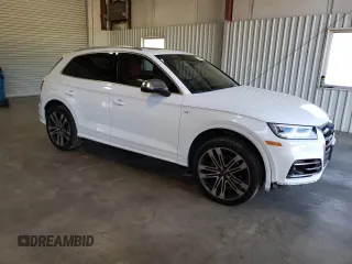 2018 Audi SQ5 Prestige with VIN WA1C4AFY4J2115382, listed as a Copart auction lot 68856373 with 10,607 mi miles. Bid and sale history available at carsss.com. Image 4.