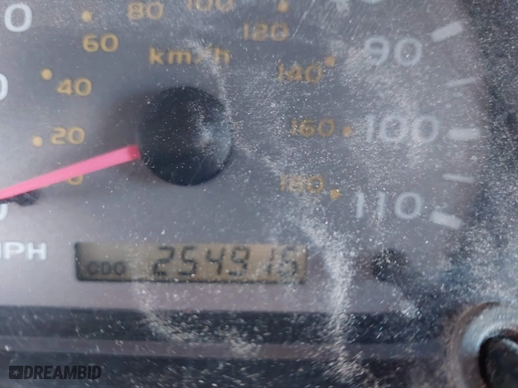2003 Toyota Sequoia Limited with VIN 5TDBT48A73S146644, listed as a IAAI auction lot 41670937 with 254,916 mi miles. Bid and sale history available at carsss.com. Image 7.