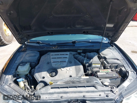 2007 Hyundai Azera SE with VIN KMHFC46F47A172875, listed as a IAAI auction lot 42632253 with 218,536 mi miles and . Bid and sale history available at DreamBid. Image 10.