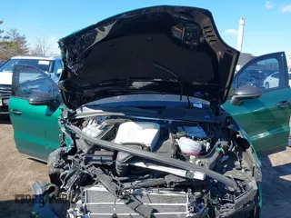2022 Porsche Cayenne E-Hybrid Hybrid z VIN WP1AE2AY7NDA26826, wystawiony jako IAAI lot #41669548 z przebiegiem 22 644 mil mil oraz . Historia ofert i sprzedaży dostępna na DreamBid. Obrazek 10.