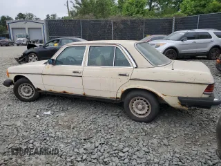 1984 Mercedes-Benz 300 D с VIN WDBAB33A4EA064403, выставлен на аукционе Copart как лот 57552434 с пробегом 173 024 миль миль и На запчасти • Non repairable. История ставок и продаж доступна на DreamBid. Изображение 2.