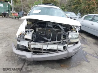 2003 Jeep Grand Cherokee Laredo with VIN 1J4GW48S33C521253, listed as a IAAI auction lot 41929756 with 209,686 mi miles. Bid and sale history available at carsss.com. Image 6.