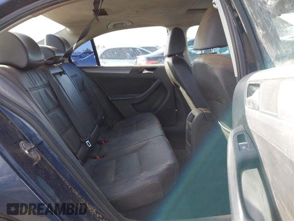 2014 Volkswagen Jetta TDI w/Premium with VIN 3VW3L7AJ7EM367323, listed as a IAAI auction lot 41419079 with 166,511 mi miles and . Bid and sale history available at DreamBid. Image 8.