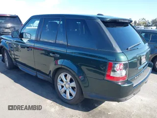 2010 Land Rover Range Rover Sport HSE Lux with VIN SALSK2D48AA212810, listed as a IAAI auction lot 41943041 with 111,896 mi miles and . Bid and sale history available at DreamBid. Image 3.