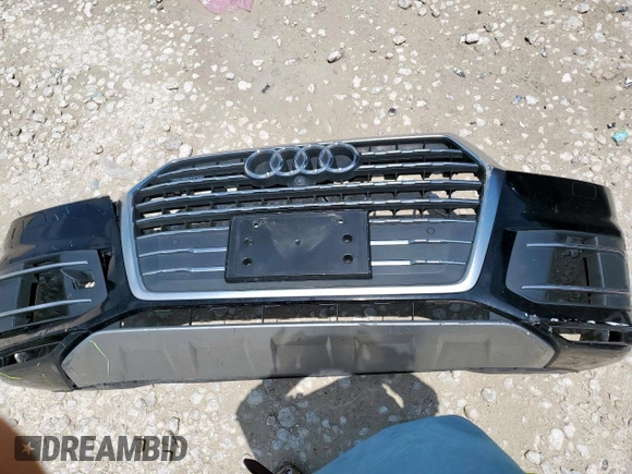 2017 Audi Q7 Prestige with VIN WA1VAAF79HD020632, listed as a Copart auction lot 60118155 with 144,250 mi miles and Salvage title. Bid and sale history available at DreamBid. Image 13.