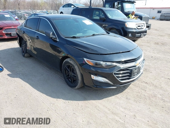 2019 Chevrolet Malibu LS z VIN 1G1ZB5STXKF177623, wystawiony jako IAAI lot #42017920 z przebiegiem 56 590 mil mil oraz . Historia ofert i sprzedaży dostępna na DreamBid. Obrazek 1.