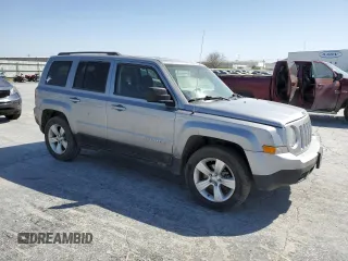 2016 Jeep Patriot Latitude with VIN 1C4NJPFA9GD648001, listed as a Copart auction lot 50245055 with 161,702 mi miles and Clean title. Bid and sale history available at DreamBid. Image 4.