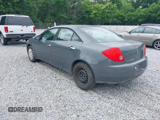 2008 Pontiac G6 1SV Value Leader z VIN 1G2ZF57B784115309, wystawiony jako IAAI lot #42314915 z przebiegiem 127 868 mil mil oraz . Historia ofert i sprzedaży dostępna na DreamBid. Obrazek 3.