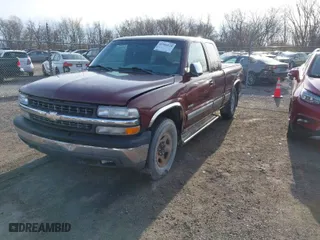 2002 Chevrolet Silverado 1500 LS with VIN 1GCEK19T72Z130200, listed as a IAAI auction lot 41966128 with 155,162 mi miles. Bid and sale history available at carsss.com. Image 2.