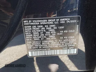 2023 Volkswagen ID.4 Pro z VIN 1V2DNPE85PC028748, wystawiony jako IAAI lot #41348983 z przebiegiem 7 434 mil mil oraz . Historia ofert i sprzedaży dostępna na DreamBid. Obrazek 9.