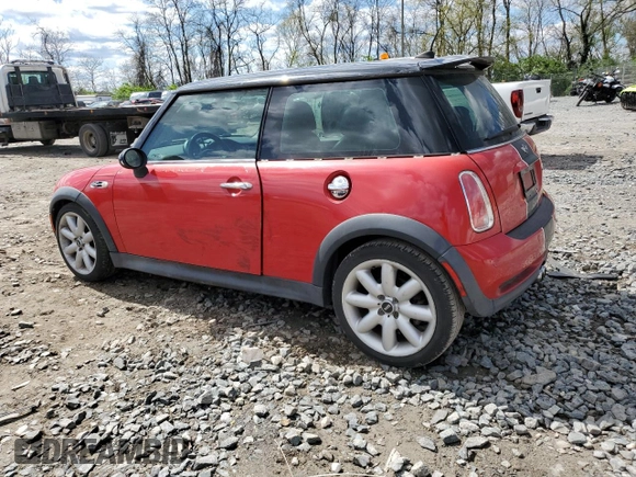 2006 MINI Hardtop S z VIN WMWRE33546TJ38274, wystawiony jako Copart lot #53336105 z przebiegiem 171 593 mil mil oraz Czysty tytuł • Clean title. Historia ofert i sprzedaży dostępna na DreamBid. Obrazek 2.