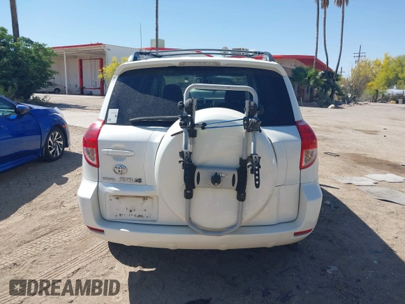 2007 Toyota RAV4 Limited with VIN JTMZD31V275047504, listed as a IAAI auction lot 42002575 with 157,906 mi miles. Bid and sale history available at carsss.com. Image 16.
