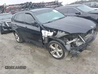 2015 BMW X5 xDrive35i z VIN 5UXKR0C50F0P07953, wystawiony jako IAAI lot #41723704 z przebiegiem 175 045 mil mil oraz . Historia ofert i sprzedaży dostępna na DreamBid. Obrazek 1.