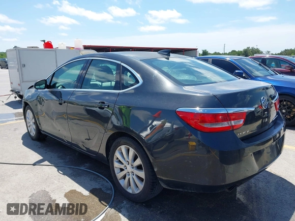 2015 Buick Verano z VIN 1G4PP5SK9F4133603, wystawiony jako IAAI lot #42332560 z przebiegiem 162 153 mil mil oraz . Historia ofert i sprzedaży dostępna na DreamBid. Obrazek 3.