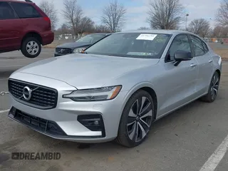 2022 Volvo S60 Momentum with VIN 7JRL12TZ8NG154231, listed as a IAAI auction lot 41796194 with 127,933 mi miles. Bid and sale history available at carsss.com. Image 18.