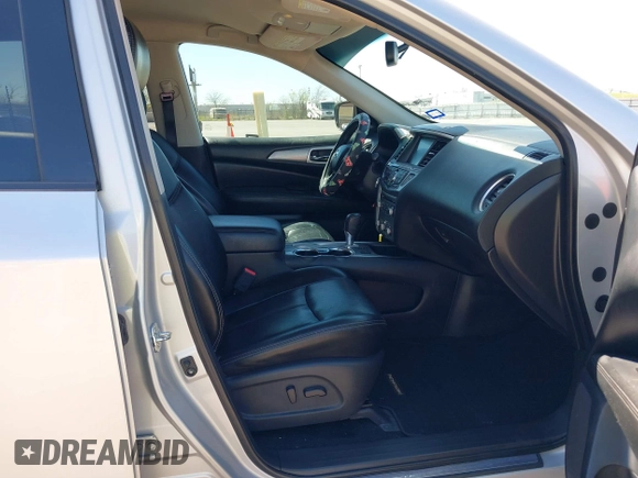 2018 Nissan Pathfinder SL with VIN 5N1DR2MN2JC628615, listed as a IAAI auction lot 41881932 with 122,404 mi miles. Bid and sale history available at carsss.com. Image 5.