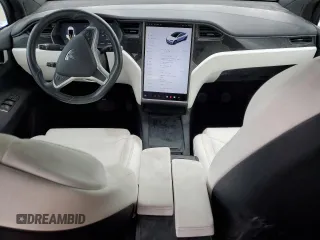 2019 Tesla Model X 75D with VIN 5YJXCAE21KF160589, listed as a Copart auction lot 50985585 with 31,273 mi miles and Salvage Title. Bid and sale history available at carsss.com. Image 8.