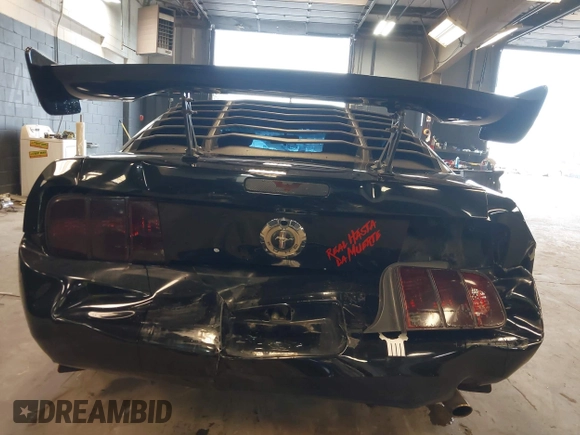 2009 Ford Mustang with VIN 1ZVHT80N695142483, listed as a IAAI auction lot 42672035 with 201,019 mi miles and . Bid and sale history available at DreamBid. Image 6.