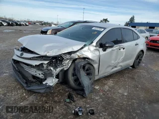 2020 Toyota Corolla SE with VIN 5YFS4RCE0LP033261, listed as a Copart auction lot 44262405 with 107,978 mi miles and Salvage Title. Bid and sale history available at carsss.com. Image 1.