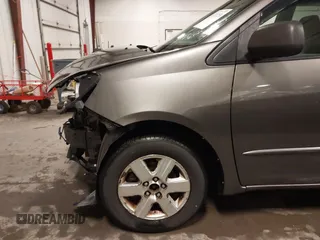 2005 Toyota Sienna CE with VIN 5TDZA23C05S262238, listed as a IAAI auction lot 41732258 with 226,941 mi miles. Bid and sale history available at carsss.com. Image 21.