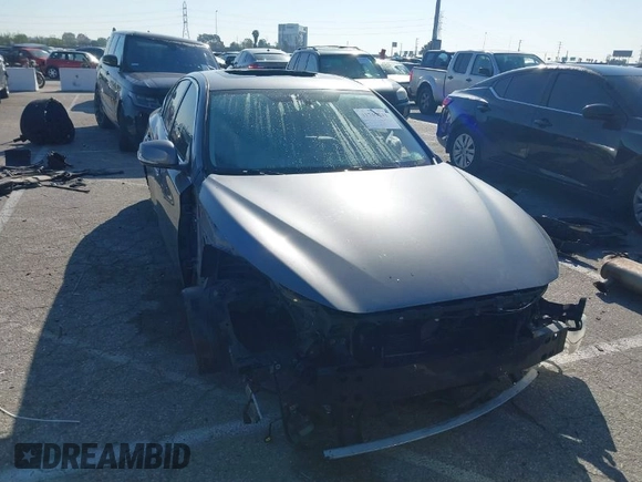 2018 Infiniti Q50 3.0t LUXE with VIN JN1EV7AP3JM359156, listed as a IAAI auction lot 41760541 with 1 mi miles. Bid and sale history available at carsss.com. Image 1.