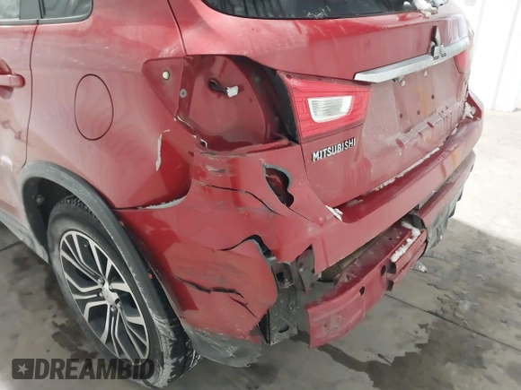 2019 Mitsubishi Outlander ES z VIN JA4AR3AU0KU028836, wystawiony jako IAAI lot #41572645 z przebiegiem 60 915 mil mil oraz . Historia ofert i sprzedaży dostępna na DreamBid. Obrazek 6.