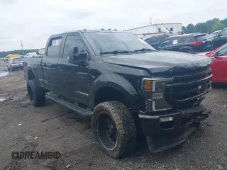 2022 Ford F-250 XL z VIN 1FT7W2BTXNEC01768, wystawiony jako IAAI lot #39888179 z przebiegiem 32 744 mil mil oraz . Historia ofert i sprzedaży dostępna na DreamBid. Obrazek 1.