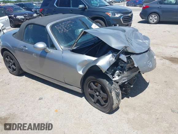 2013 Mazda MX-5 Miata Sport z VIN JM1NC2JF8D0232377, wystawiony jako IAAI lot #42312848 z przebiegiem Nie podano mil oraz . Historia ofert i sprzedaży dostępna na DreamBid. Obrazek 1.