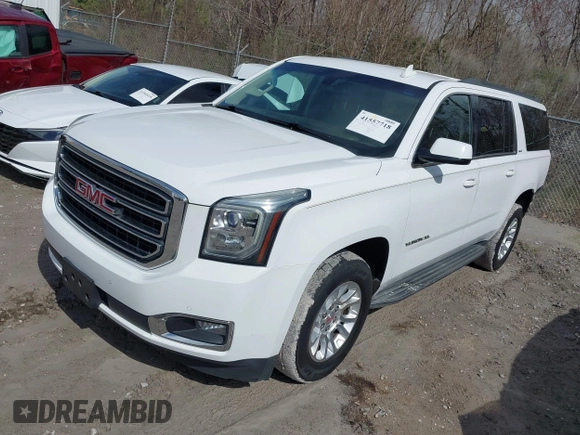 2016 GMC Yukon XL SLE with VIN 1GKS1FKC0GR331459, listed as a IAAI auction lot 41557718 with 203,803 mi miles. Bid and sale history available at carsss.com. Image 2.