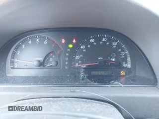 2002 Toyota Camry LE z VIN 4T1BE32K52U506649, wystawiony jako IAAI lot #41586416 z przebiegiem 312 245 mil mil oraz . Historia ofert i sprzedaży dostępna na DreamBid. Obrazek 7.