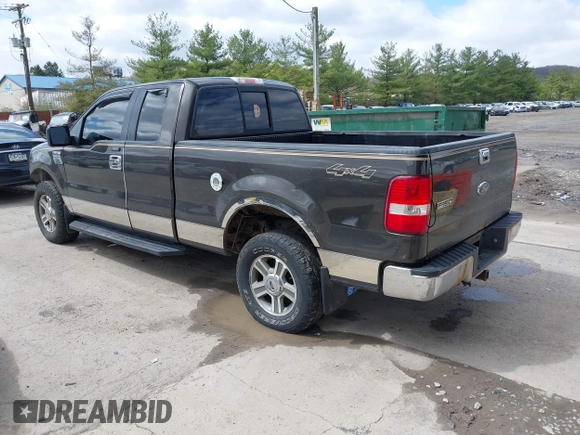 2006 Ford F-150 XLT with VIN 1FTPX14506NB16011, listed as a IAAI auction lot 41970983 with 211,235 mi miles. Bid and sale history available at carsss.com. Image 3.