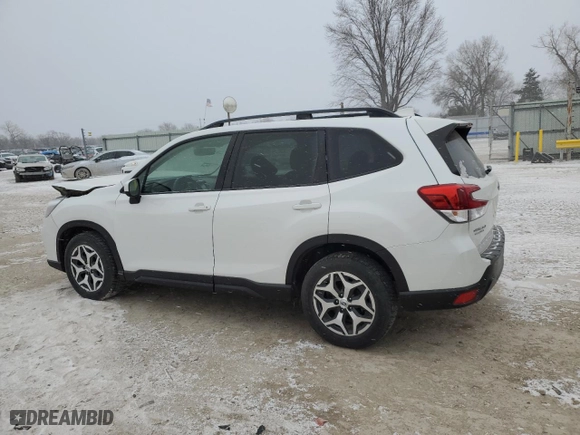 2021 Subaru Forester Premium with VIN JF2SKAJC2MH472033, listed as a Copart auction lot 45654965 with 46,610 mi miles and Salvage Title. Bid and sale history available at carsss.com. Image 2.