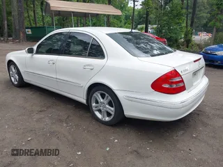 2006 Mercedes-Benz E 350 with VIN WDBUF56J06A834994, listed as a IAAI auction lot 42475214 with Not provided miles and . Bid and sale history available at DreamBid. Image 3.