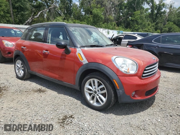 2014 MINI Countryman with VIN WMWZB3C57EWR36323, listed as a Copart auction lot 55098765 with 124,849 mi miles and Non Repairable. Bid and sale history available at DreamBid. Image 4.