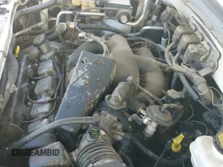 2005 Ford Escape XLT с VIN 1FMYU93165KA70903, выставлен на аукционе IAAI как лот 42291192 с пробегом 235 796 миль миль и . История ставок и продаж доступна на DreamBid. Изображение 18.