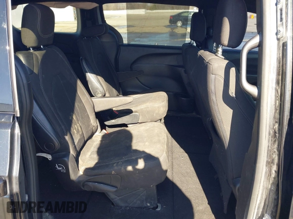 2020 Chrysler Pacifica Touring with VIN 2C4RC1FG8LR150540, listed as a IAAI auction lot 41506101 with 152,046 mi miles and . Bid and sale history available at DreamBid. Image 8.