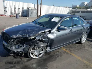 2009 Mercedes-Benz C-Class 3.5L Sport with VIN WDDGF56X39F210185, listed as a IAAI auction lot 41359354 with 1 mi miles. Bid and sale history available at carsss.com. Image 2.