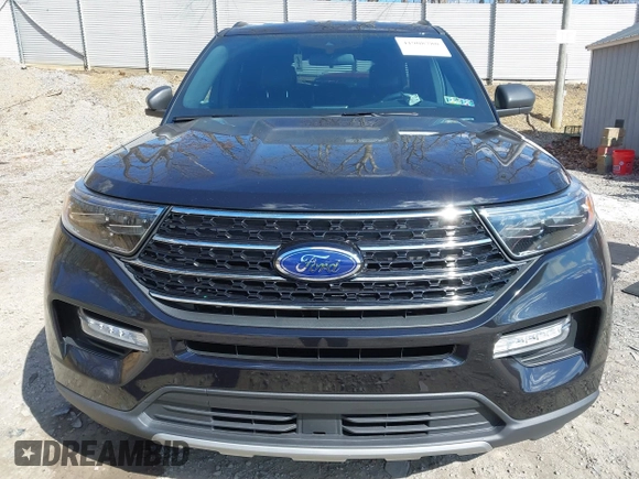 2020 Ford Explorer XLT with VIN 1FMSK8DH5LGB81377, listed as a IAAI auction lot 41908780 with 73,960 mi miles and . Bid and sale history available at carsss.com. Image 12.