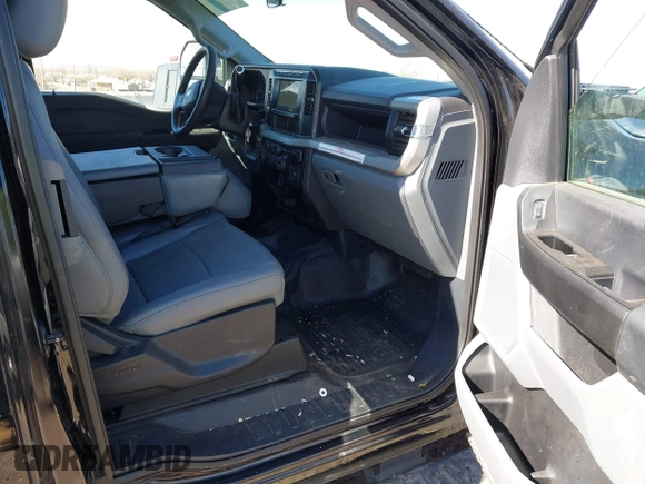 2023 Ford F-250 XL with VIN 1FT7X2BA0PEC77885, listed as a IAAI auction lot 41467085 with 36,280 mi miles and . Bid and sale history available at DreamBid. Image 5.