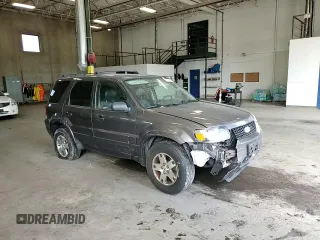 2005 Ford Escape Limited with VIN 1FMCU94125KD16158, listed as a Copart auction lot 62186025 with 213,370 mi miles and Salvage title. Bid and sale history available at DreamBid. Image 14.