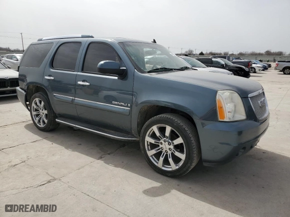 2008 GMC Yukon Denali with VIN 1GKEC63858J185528, listed as a Copart auction lot 48202775 with 295,079 mi miles and Salvage Title. Bid and sale history available at carsss.com. Image 4.