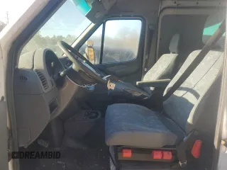 2005 Freightliner Sprinter with VIN WDYPD644455828120, listed as a Copart auction lot 78035634 with 241,364 mi miles and Clean Title. Bid and sale history available at DreamBid. Image 7.