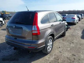 2011 Honda CR-V SE with VIN 5J6RE3H43BL004508, listed as a IAAI auction lot 41952270 with 212,502 mi miles. Bid and sale history available at carsss.com. Image 4.