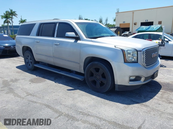 2016 GMC Yukon XL Denali with VIN 1GKS2HKJXGR423556, listed as a IAAI auction lot 42145970 with 118,436 mi miles. Bid and sale history available at carsss.com. Image 1.