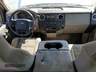 2008 Ford F-250 XL with VIN 1FTSX21538EC93823, listed as a Copart auction lot 55140655 with 341,550 mi miles and Salvage title. Bid and sale history available at DreamBid. Image 8.