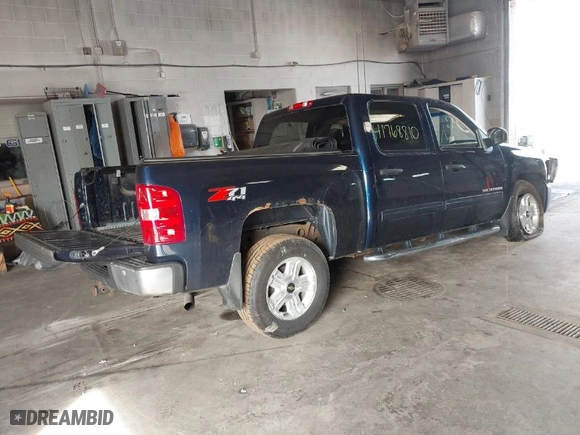 2011 Chevrolet Silverado 1500 LT with VIN 3GCPKSE37BG296592, listed as a IAAI auction lot 41768810 with 151,277 mi miles. Bid and sale history available at carsss.com. Image 4.