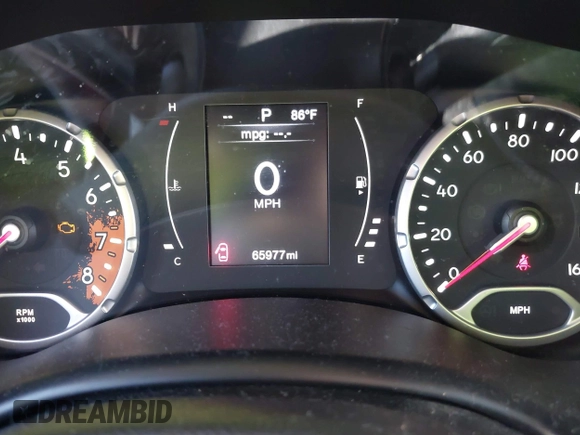 2015 Jeep Renegade Latitude with VIN ZACCJABT7FPC20455, listed as a IAAI auction lot 42250490 with 65,977 mi miles and . Bid and sale history available at DreamBid. Image 7.