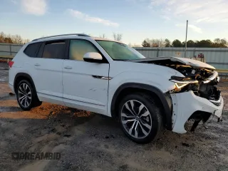 2021 Volkswagen Atlas SEL R-Line with VIN 1V2SR2CA3MC542999, listed as a Copart auction lot 86445984 with 50,131 mi miles and Salvage title. Bid and sale history available at DreamBid. Image 4.