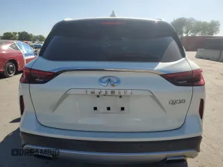 2019 Infiniti QX50 LUXE with VIN 3PCAJ5M17KF111263, listed as a Copart auction lot 49467035 with 103,232 mi miles and Non Repairable. Bid and sale history available at carsss.com. Image 6.